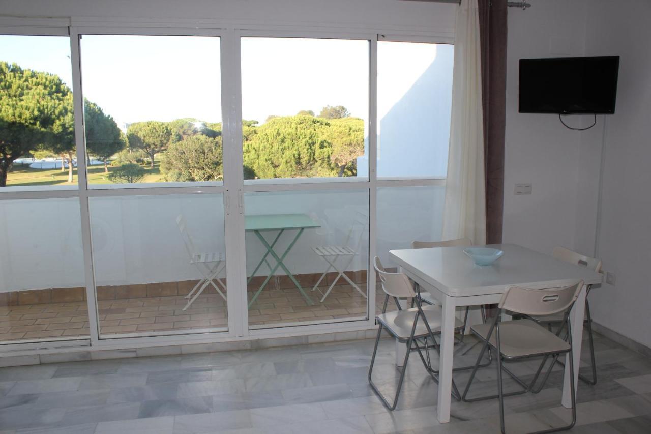 Apartamento Retama Golf II Chiclana de la Frontera Luaran gambar